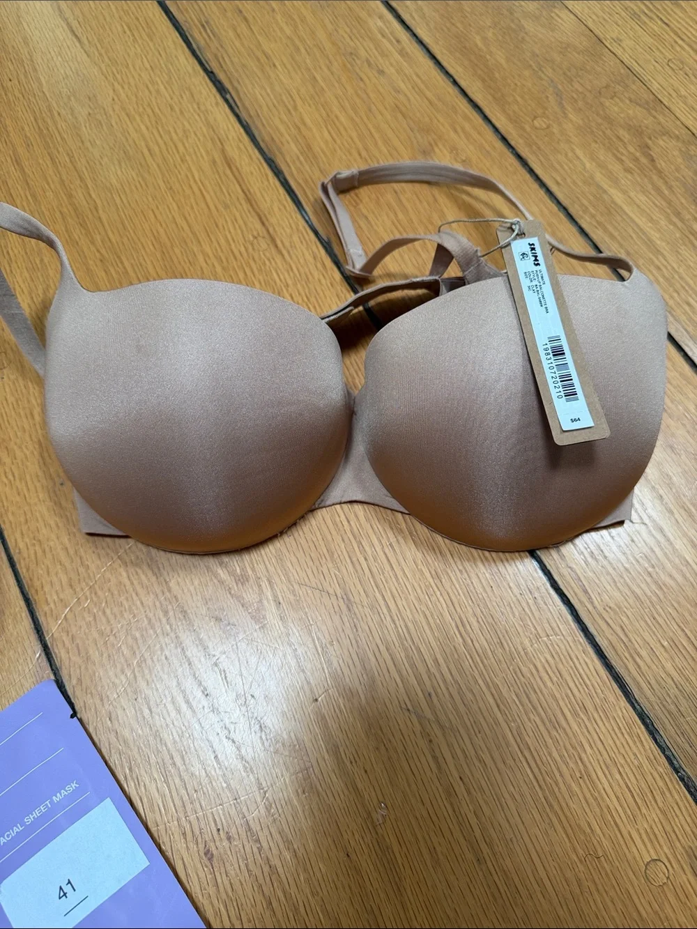 SKIMS Ultimate Push-Up Balconette Bra - Picture 7 of 8